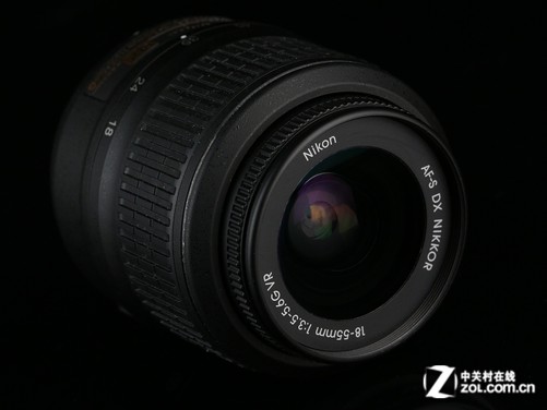 京东商城 ￥688.00 尼康18-55vr镜头外观