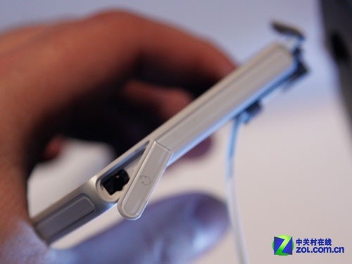 �����׿��ĺ� 5Ӣ������Xperia Z���� 