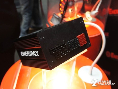 650W全被动白金电源登场 安耐美CeBIT