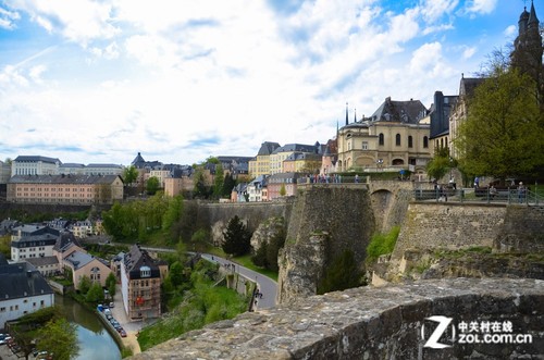 ��C������ վ������ŷ����̨�Ͽ��羰 