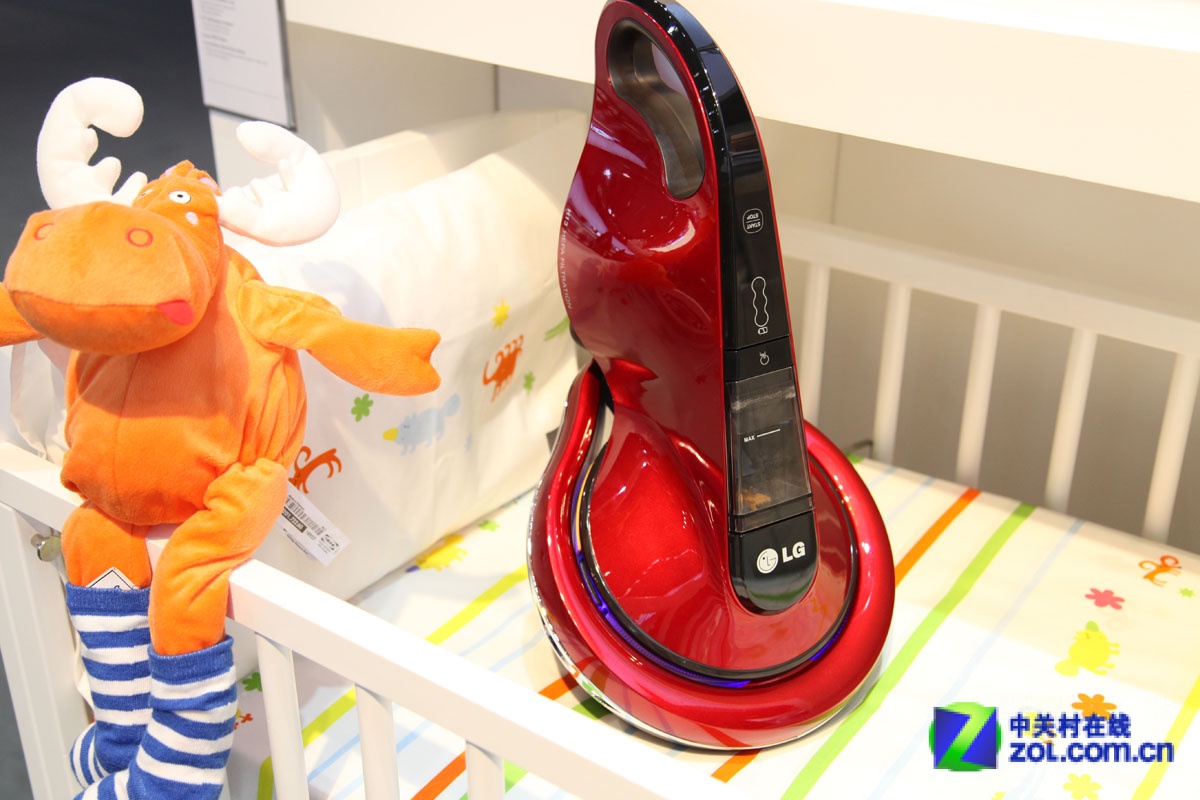 贴心呵护婴儿起居 lg 展示除螨吸尘器 (1/7)