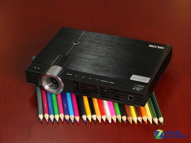 内置Windows7操作系统 HOLATEK A2图赏