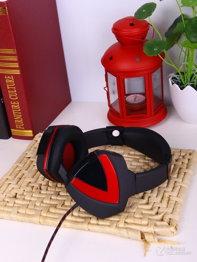 【高清图】 血手幽灵(bloody)g501游戏耳机(控音辨位游戏耳机)效果图