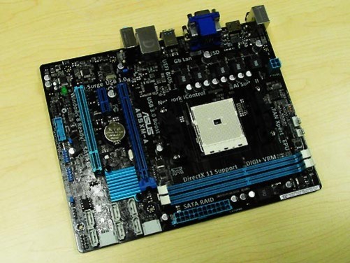 专为玩家定制 华硕主板a85xm-a英雄三国版热销