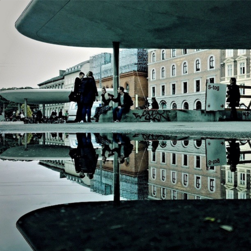 独特颠倒反射的城市景观 高清摄影图赏