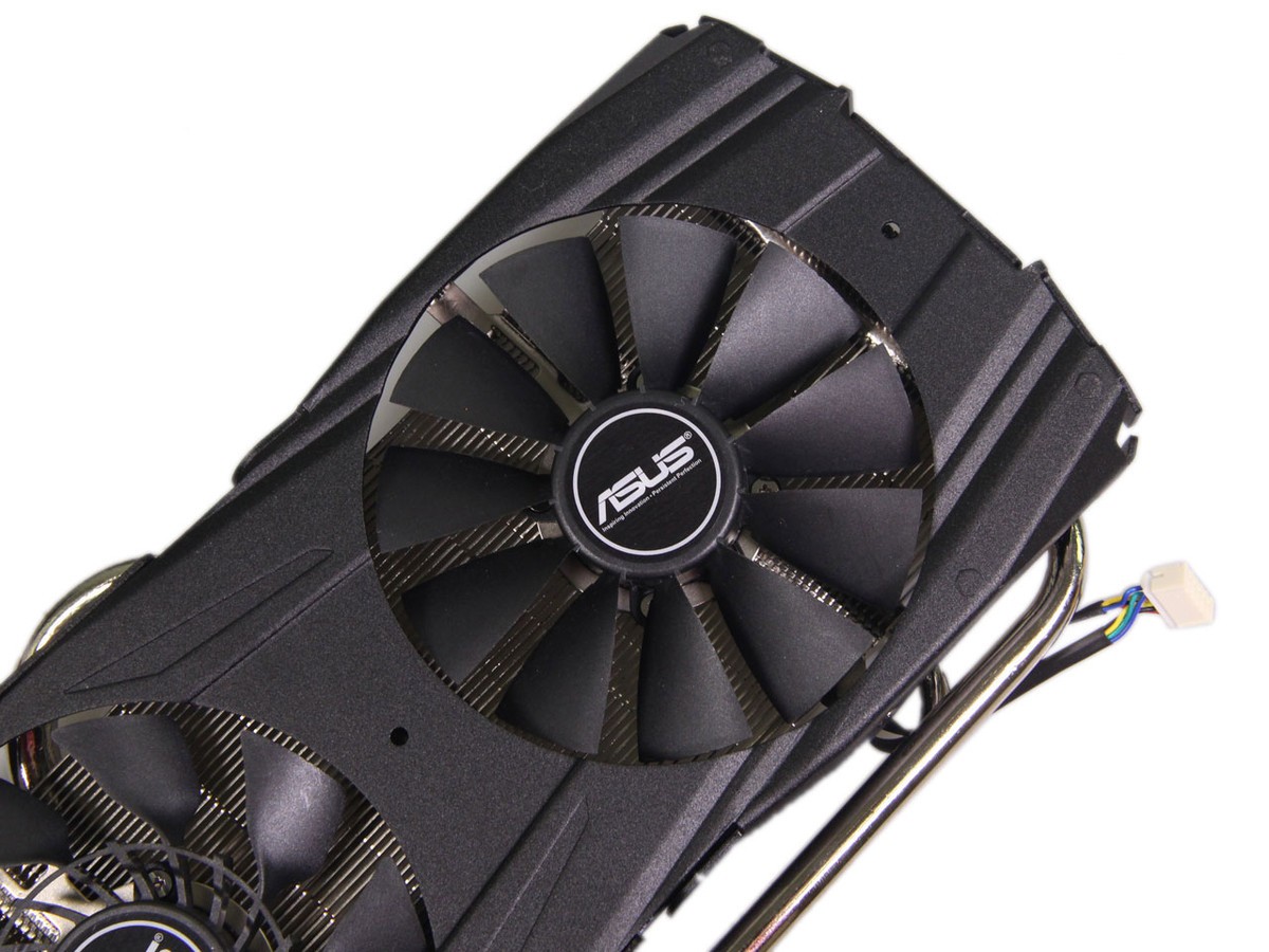 华硕圣骑士gtx 780ti-dc2oc-3gd5