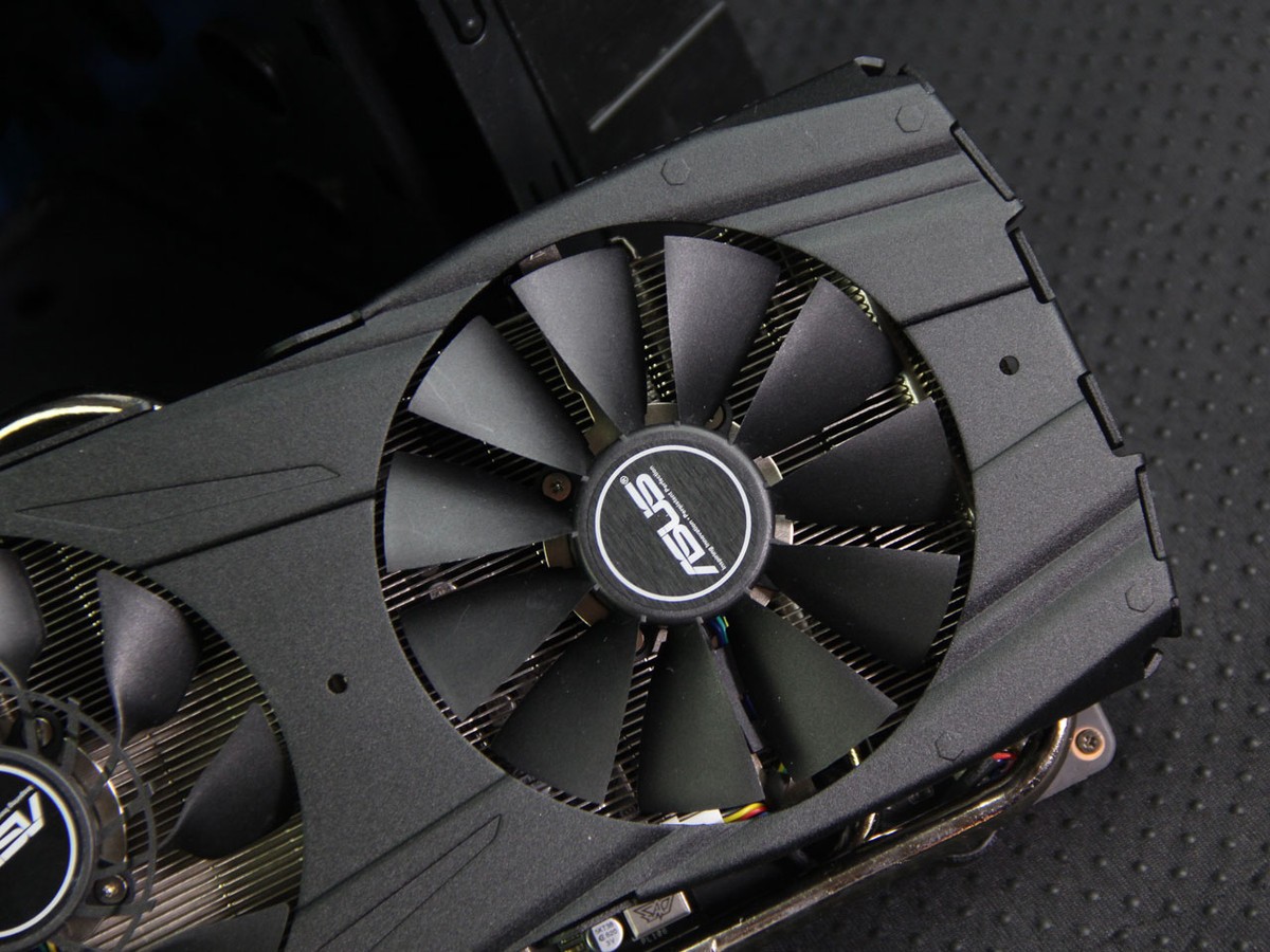 【高清图】 华硕(asus)圣骑士r9 290x-dc2oc-4gd5效果图 图78
