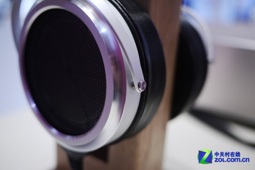 CES2014:STAX SR-009�콢��������� 