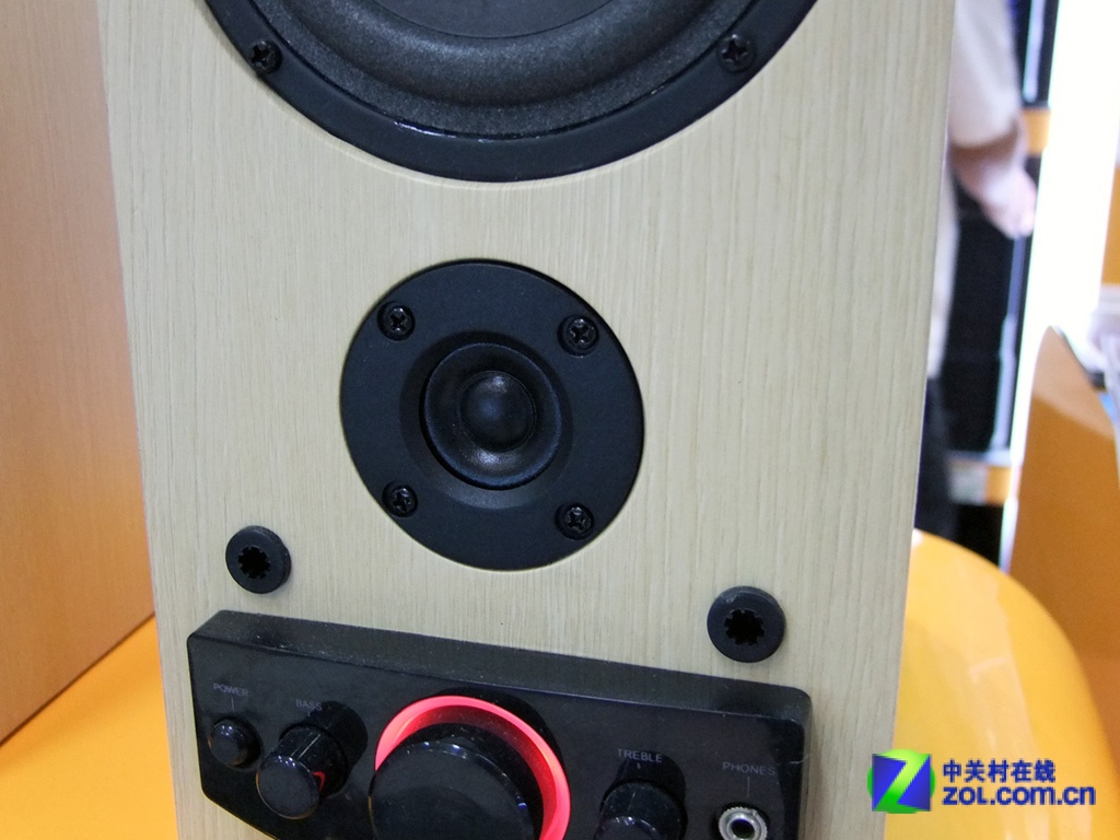 产品相关及图片    漫步者r1900t iii  自动播放 原图下载 7/8登录