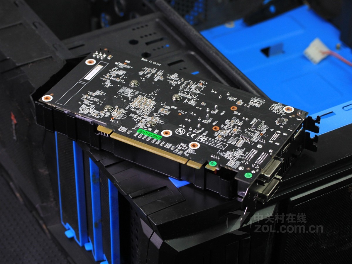 【高清图】 耕升(gainward)gtx 750 关羽版 1g效果图 图72