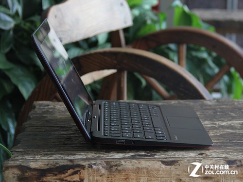 ����Pavilion X2 