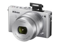 尼康D810(单机 3635万有效像素 全高清1080 全画幅) 天猫15399元