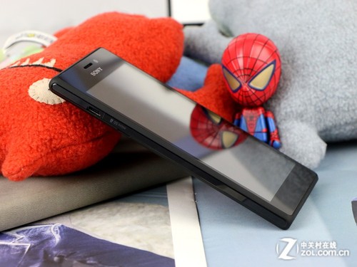 双镜面·绝美呼吸灯 索尼Xperia M2图赏