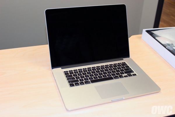 2014年中苹果新retinamacbookpro开箱