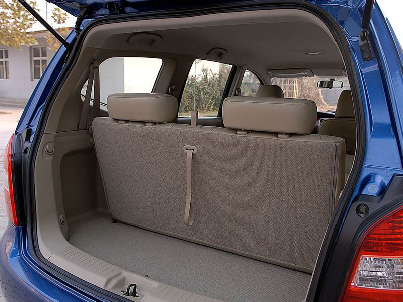 东风日产骏逸 1.8 at舒适型