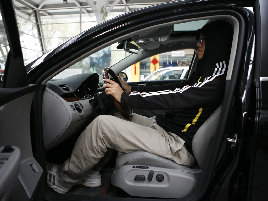 【高清图】 大众(volkswagen)迈腾 3.2 尊贵型 图185