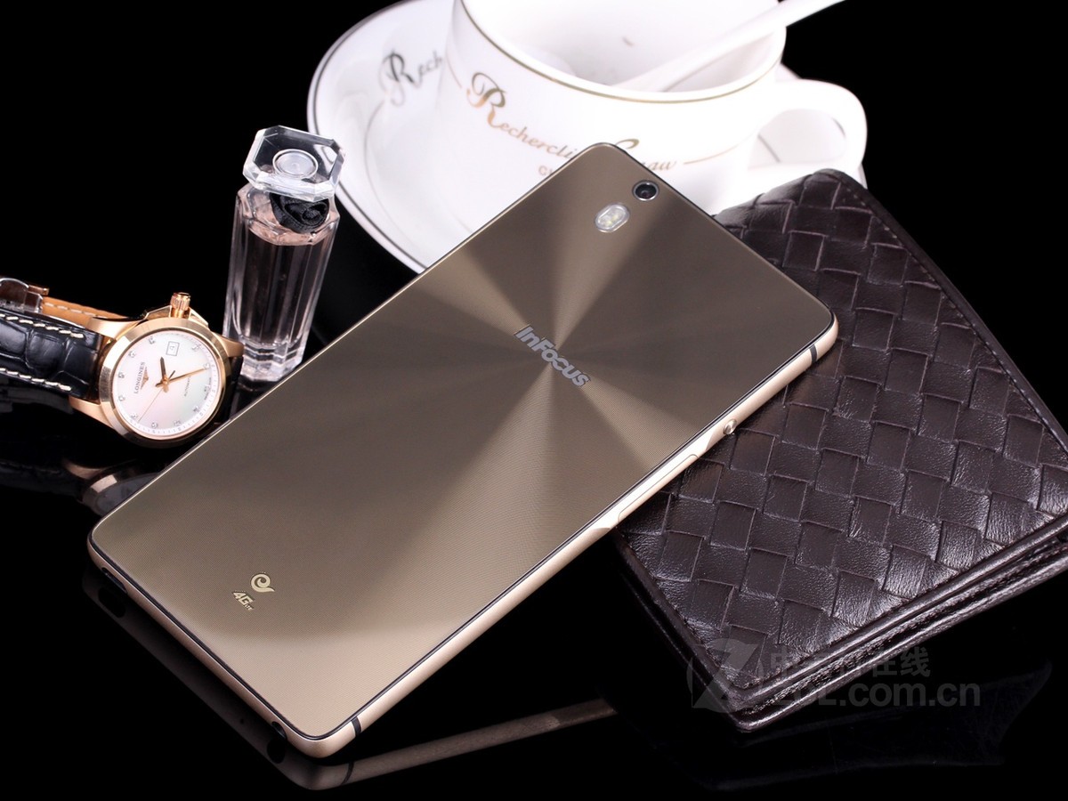 手机 富可视手机 富可视m810(双4g) 图片 其他图赏4 / 38隐藏