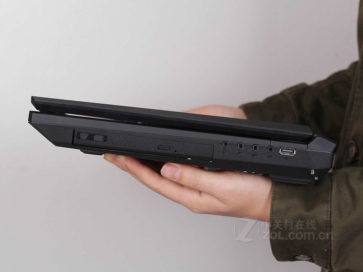 炫龙x8 plus(战斗版)