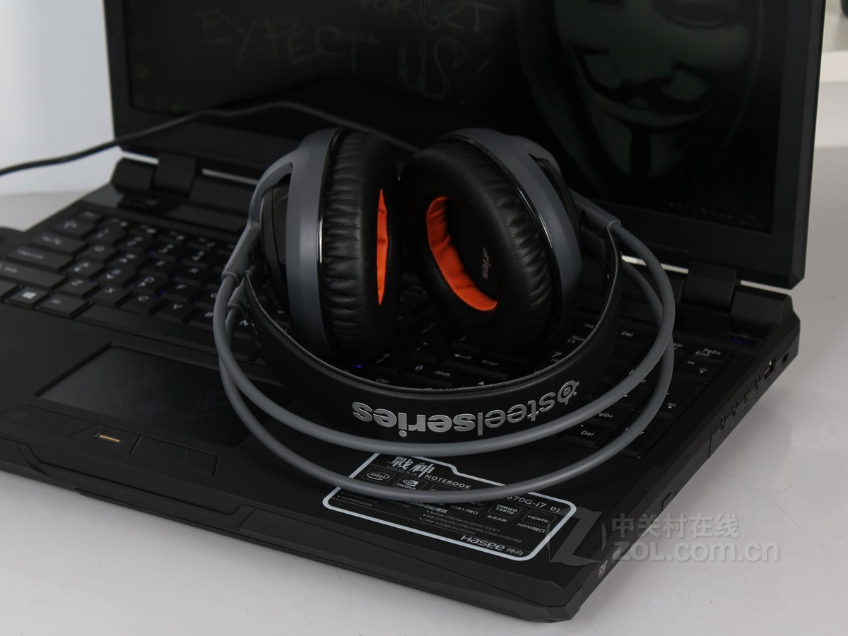 【高清图】 赛睿(steelseries)steelseries siberia v3 prism效果图