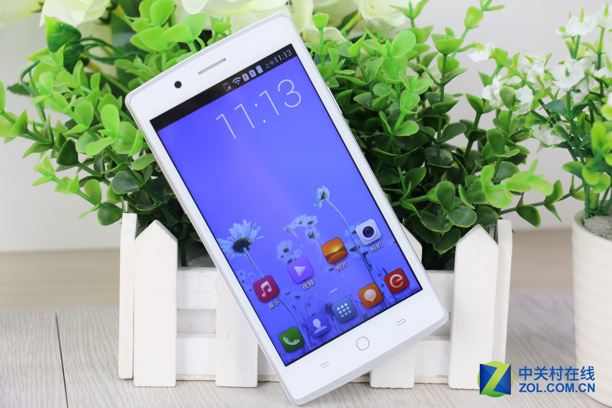 【高清图】 4g/双卡/5英寸 499元酷派8712全面评测图1