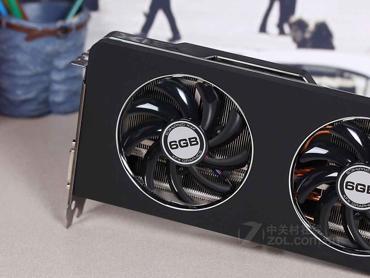 xfx讯景r9 280 6g魔尊 效果图(7/17)