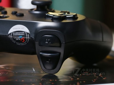 北通蝙蝠d2有线游戏手柄 btp-bd2e图片