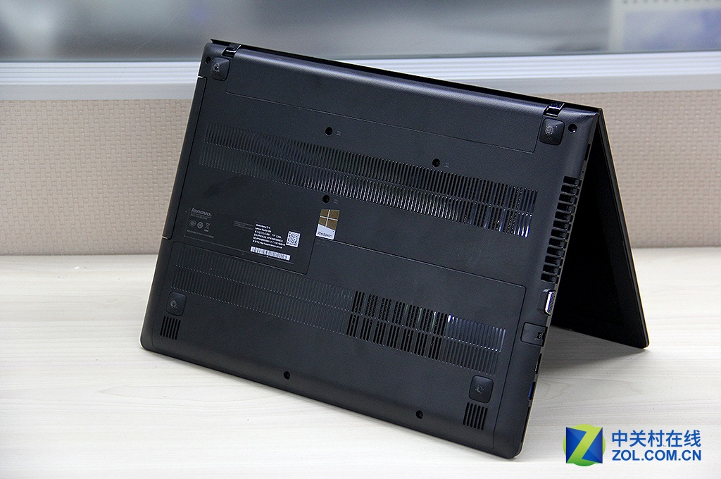 【高清图】 硬件升级 联想小新经典版小新300评测图5