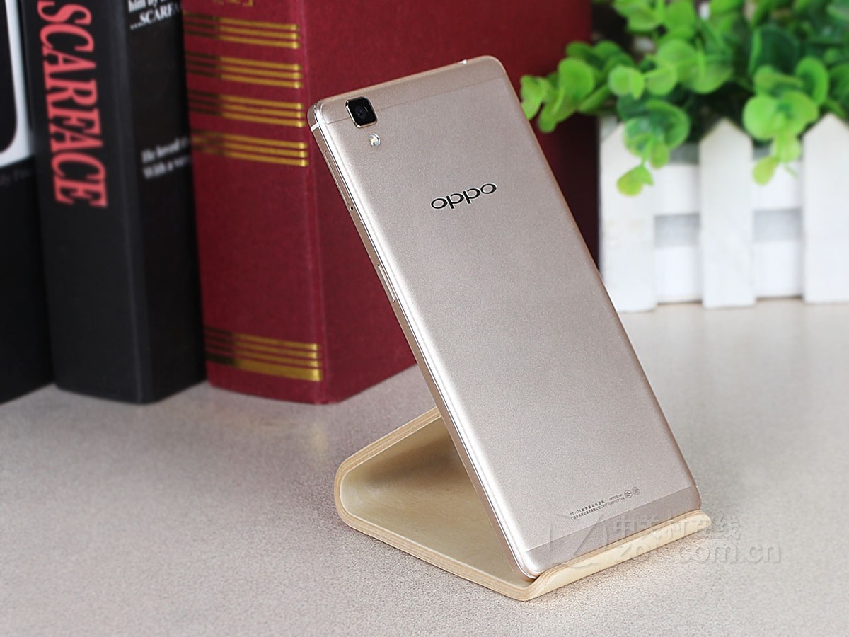 手机 oppo手机 oppo r7s(移动4g) 图片 其他图赏10 / 162隐藏 即将