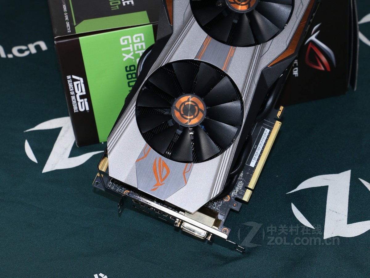 【高清图】 华硕(asus)rog骇客 matrix-gtx 980ti-p-6gd5-gaming实拍