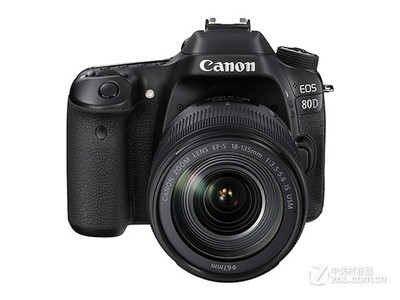 ˳ʣһ 80D׻EF-S 18-135mm IS USMٷ䣺7100Ԫ5400Ԫ18-200ISͷ7400Ԫ