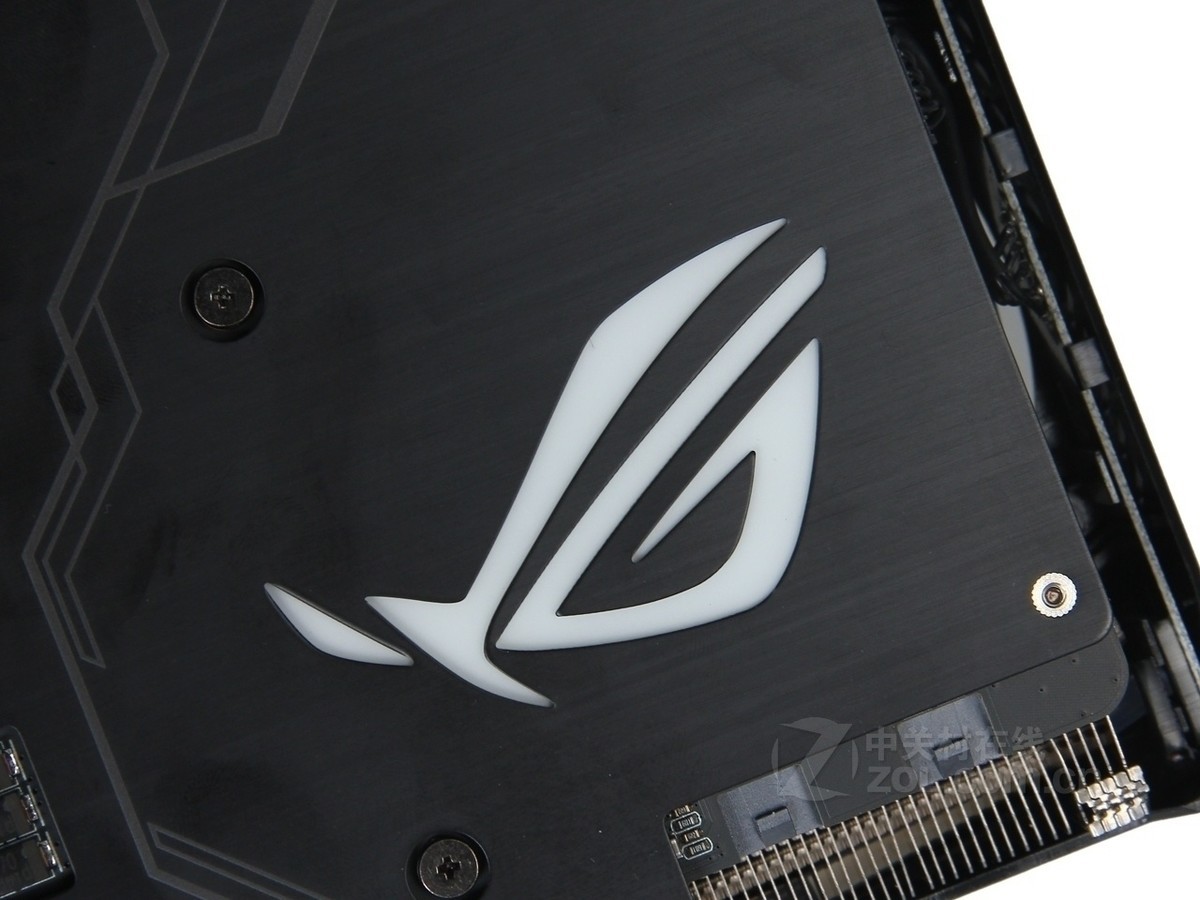 【高清图】 华硕(asus)rog strix-gtx 1080-o8g-gaming局部细节图 图