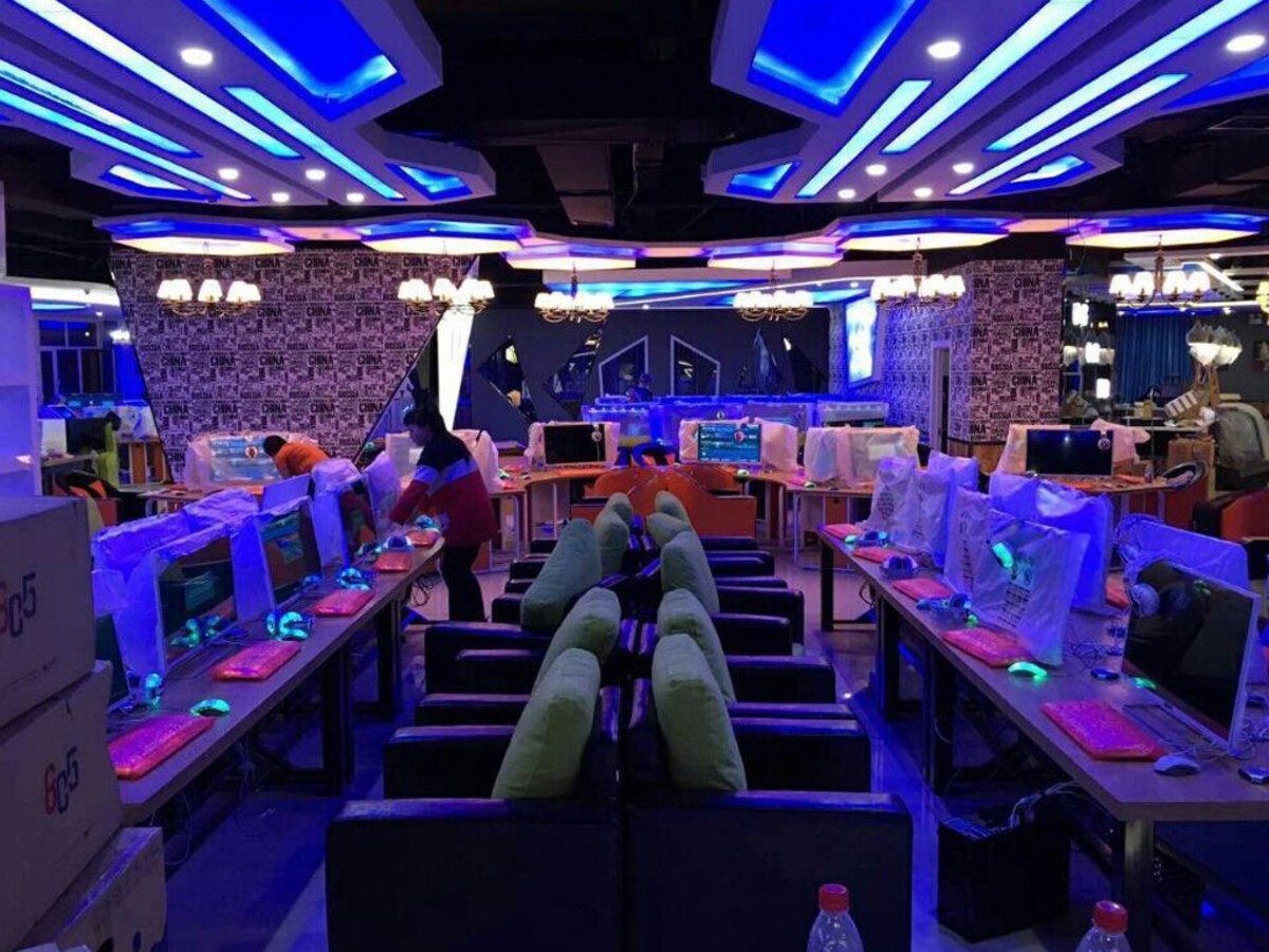 【高清图】 成就梦想 cest索泰网吧自选赛即将开赛图6