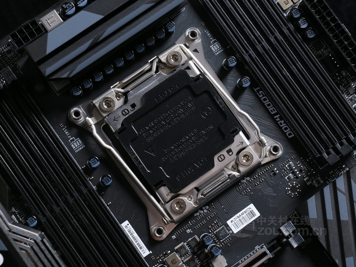 【高清图】 msi微星(msi)微星x99a tomahawk效果图 图150