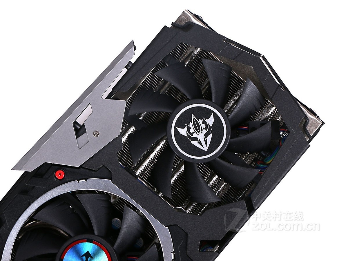 【高清图】 七彩虹(colorful)igame1080 烈焰战神x-8gd5x top局部细节