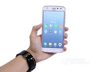 MotoZ2 Play智能手机(4G RAM+64G ROM 金色) 京东2999元(赠品)