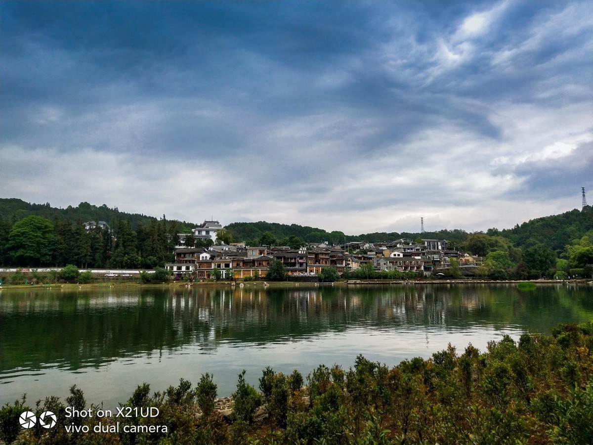 【高清图】智慧旅行 vivoX21带你玩转腾冲极边