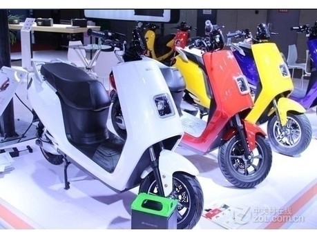 雅迪E3 60V与沃趣GT-Pro哪个好