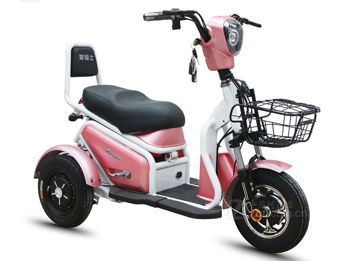 电动车 贝马电动车 贝马爱骑士小布丁(超威48v12ah铅酸 充电器) 图片