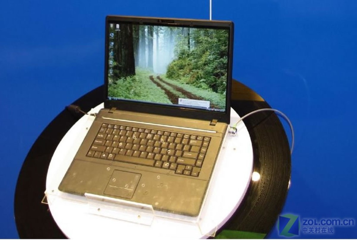 【高清图】 clevo公司推出超便携平板小笔记本(图)图8