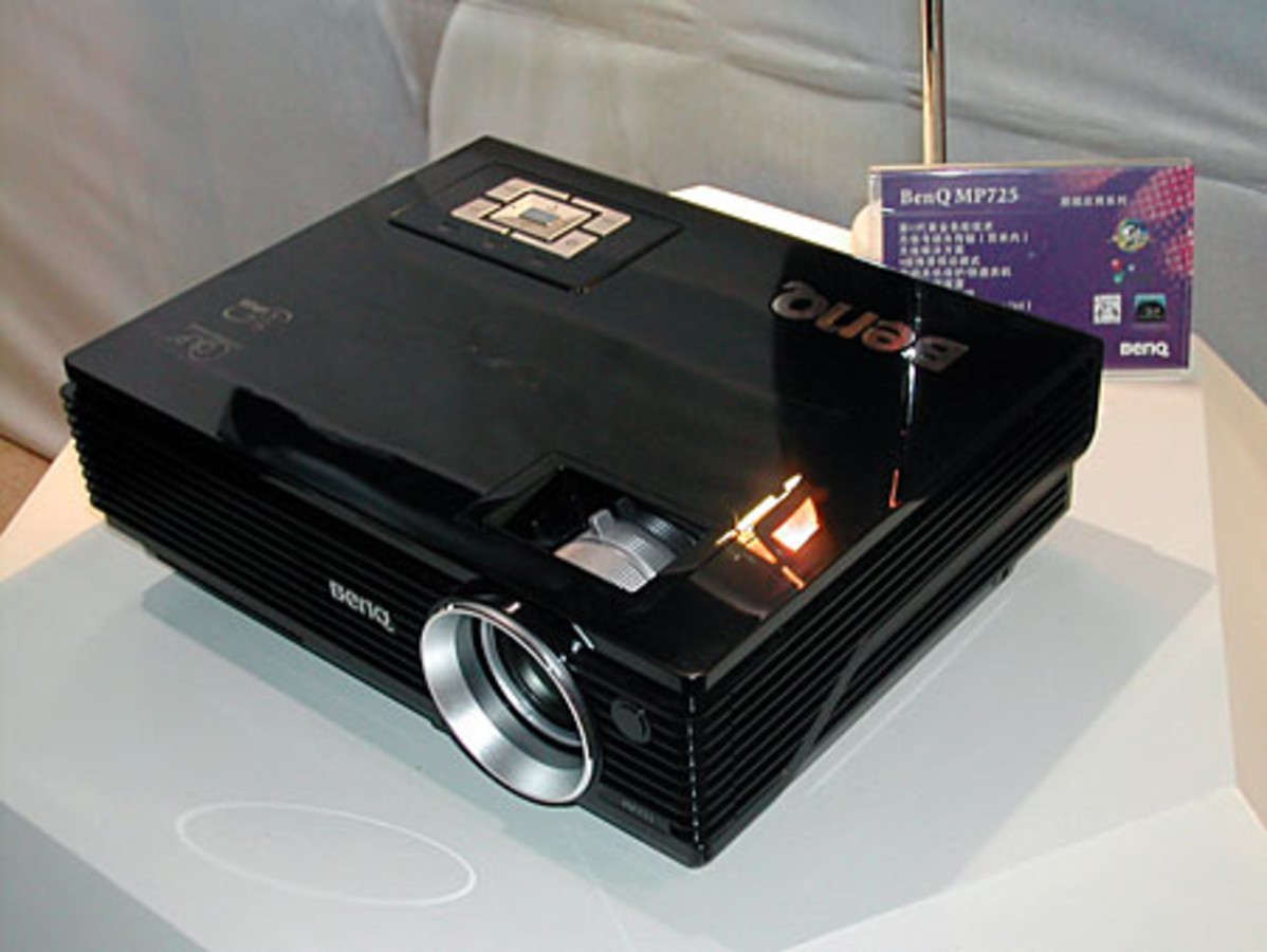 投影机 明基投影机 明基mp725 图片 返回综述页产品相关    明基mp725