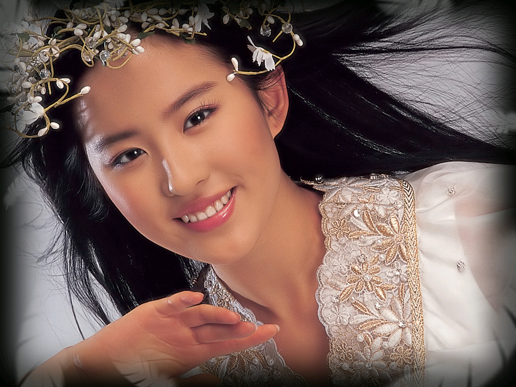 【高清图】 《完美世界》代言人刘亦菲成长照曝光图16