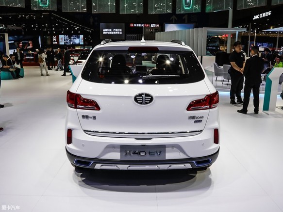 尊享型】报价_参数_图片_论坛_奔腾 x40新能源ev400 尊享型汽车报价
