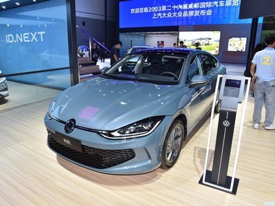   2024 L 200TSI DSG