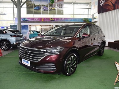  Ȼ 2023 330TSI 