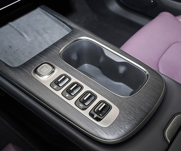 С������ С��SU7 2024�� 700km �����������Ǽݰ��пط�����4