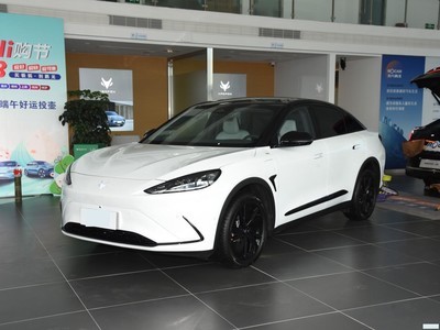 ARCFOX  S(ARCFOX S) 2023 525 ɭְ 175kW