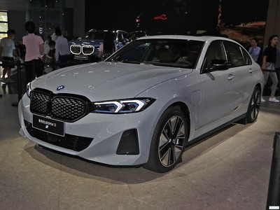i3 2025 eDrive 35 L