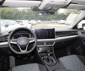 ���� ���� 2025�� 200TSI �ֶ���Խ���пط�����6