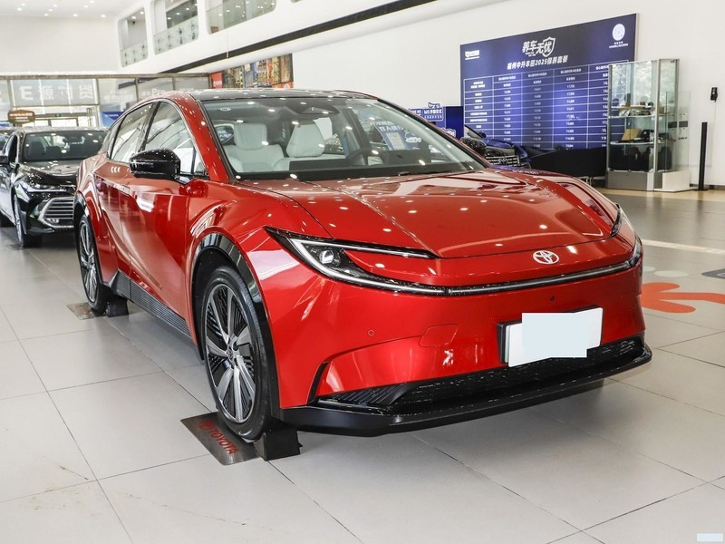 ����bZ5 2025�� 630 PRO���а�