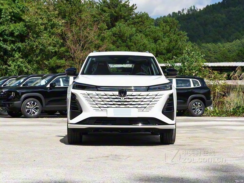����CS75PLUS 2026�� �ǻ۹ھ��� 1.5T ������ �Ǻ���